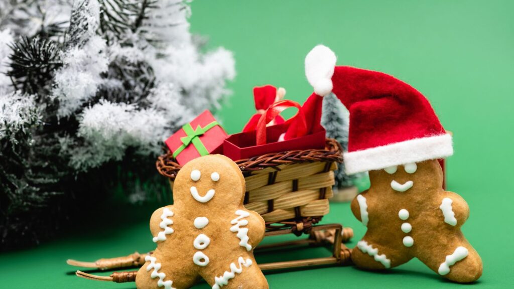 Holiday-Themed Basket