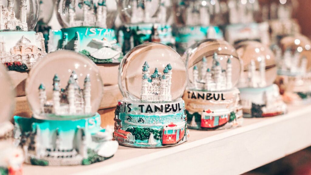 Mason Jar Snow Globes